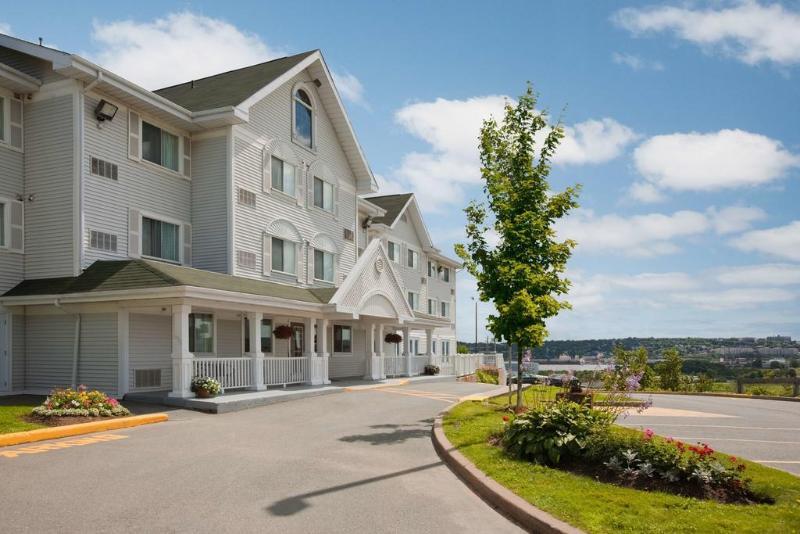 Country Inn & Suites Dartmouth Halifax Exterior photo